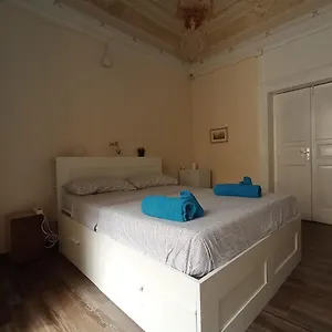https://art-in-center.sicilyhotelsitaly.net